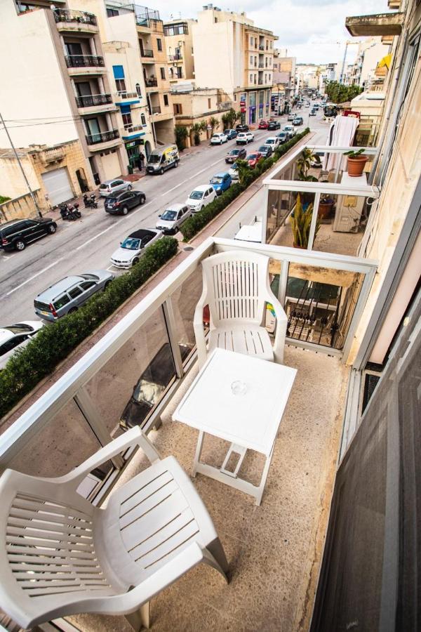 Apartment 5 Mins Away From The Beach. St. Paul's Bay Esterno foto